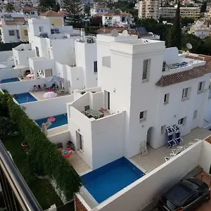  Villa Superior Family Town Centre Close To In Peaceful Residential Zone España